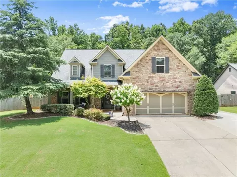 311 Lake Vista Dr, Jefferson, GA 30549