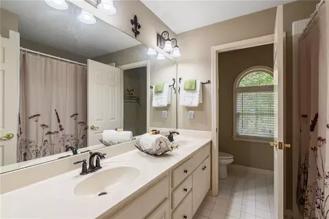 Bath - 3690 Hermitage Dr, Berkeley Lake, GA 30096 photo 4 of 4