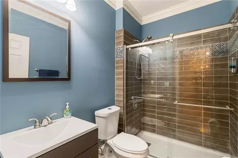 Bath - 3690 Hermitage Dr, Berkeley Lake, GA 30096 photo 2 of 4