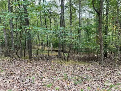 399 Buck Trl, Hoschton, GA 30548