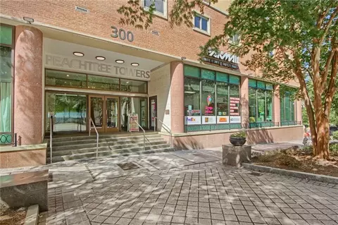 300 W Peachtree St 21 E W, Atlanta, GA 30332