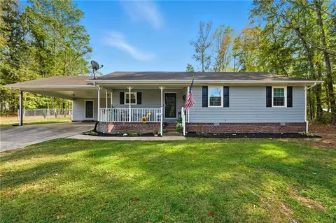 554 Morningside Dr, Hiram, GA 30141
