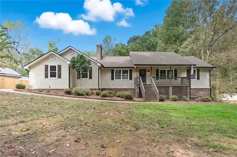 5116 Deer Path Ln, Gainesville, GA 30507