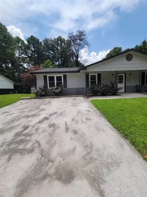 4648 Pine Tree Apt B Cir, Buford, GA 30518