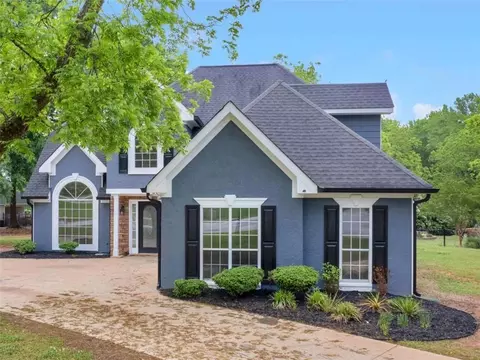 Exterior - 30 Stonewall Dr, Covington, GA 30016 photo 2 of 5