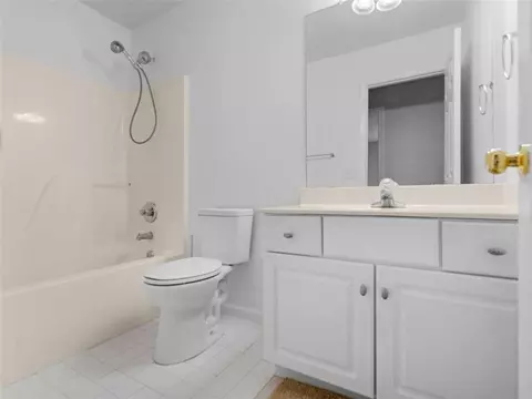 Bath - 30 Stonewall Dr, Covington, GA 30016 photo 6 of 6