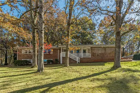 4153 Wells Cir, Douglasville, GA 30135