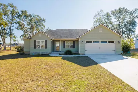 4545 Brice Bend Dr, Valdosta, GA 31601