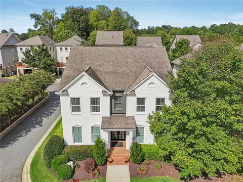 7440 Winthrop Rd, Alpharetta, GA 30005