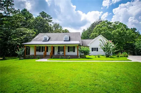 2967 Ward Dr, Winston, GA 30187
