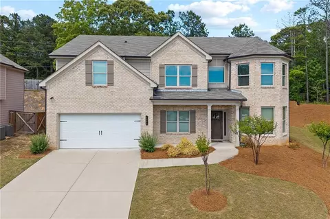 4293 Shandi Cv, Hoschton, GA 30548