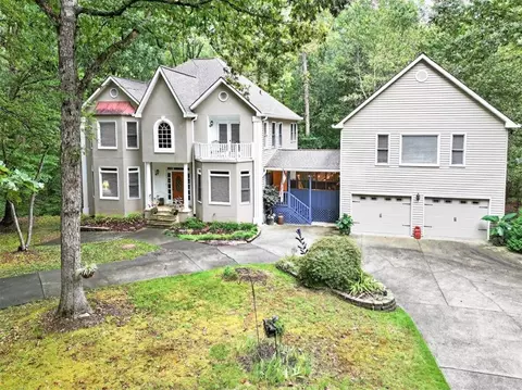 Exterior - 2901 Tree Top Rd, Dacula, GA 30019 photo 2 of 27