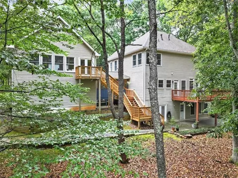Exterior - 2901 Tree Top Rd, Dacula, GA 30019 photo 15 of 27