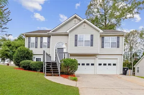 216 Hunt Club Cir, Temple, GA 30179