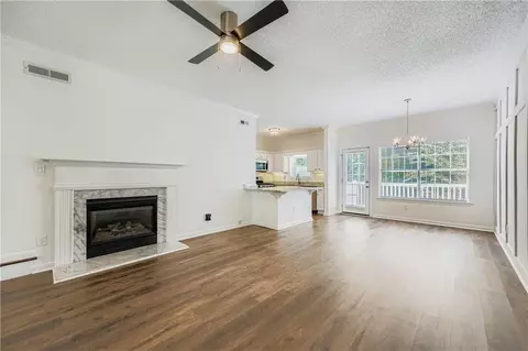 404 Las Brasis Ct, Peachtree City, GA 30269