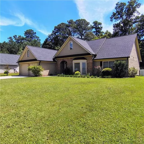 2920 Lenora Springs Dr, Snellville, GA 30039