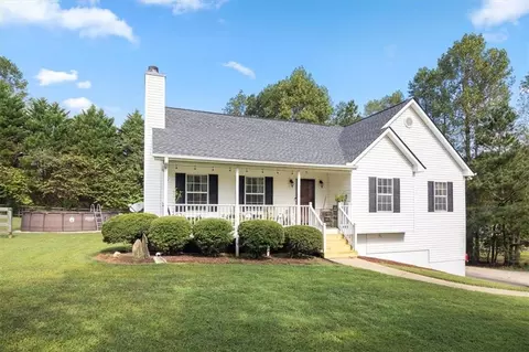 19 Thomason Farm Dr, Talking Rock, GA 30175