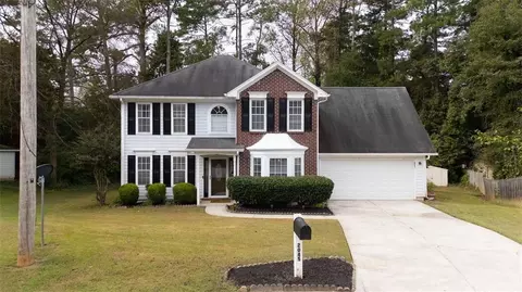 2045 Lown Farm Trl, Lithonia, GA 30058