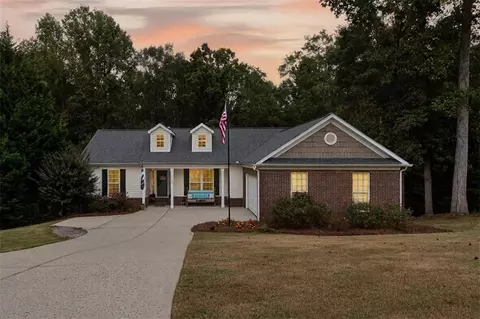 1143 Bradford Park Dr, Auburn, GA 30011
