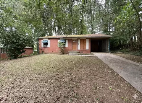 805 Sandy Creek Dr NW, Atlanta, GA 30331