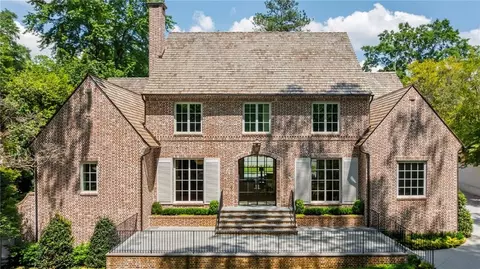 2515 Habersham Rd, Atlanta, GA 30305