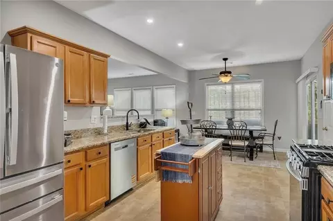 Kitchen - 323 Azalea Loop, Canton, GA 30114 photo 3 of 3