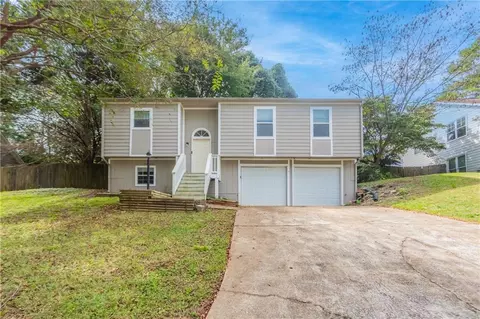 1821 Hickory Creek Ct NW, Acworth, GA 30102