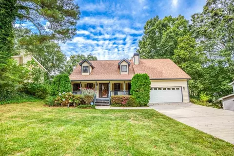 642 Huntington Way NW, Lilburn, GA 30047