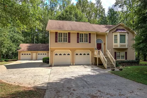 30 Amberidge Dr NW, Cartersville, GA 30121