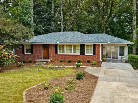 1125 Willivee Dr, Decatur, GA 30033