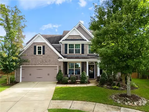444 Hathaway Ave, Woodstock, GA 30188