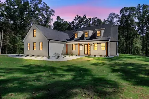 6881 Dogwood Ln, Douglasville, GA 30135