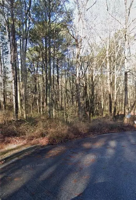 1620 Olympic Cir, Oxford, GA 30054