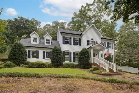 2000 Trotters Ridge Way, Roswell, GA 30075