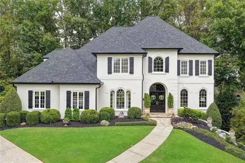 5945 Somerset Ct, Suwanee, GA 30024