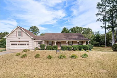 30 Spring Valley Dr, Covington, GA 30016 photo 2