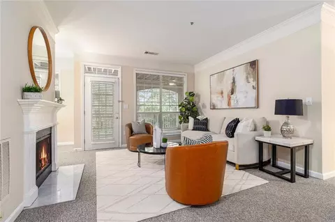 925 Sandringham Dr, Alpharetta, GA 30004