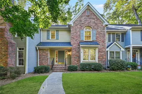 110 River Ridge Ln, Roswell, GA 30075