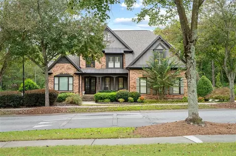 2522 Autumn Maple Dr, Braselton, GA 30517