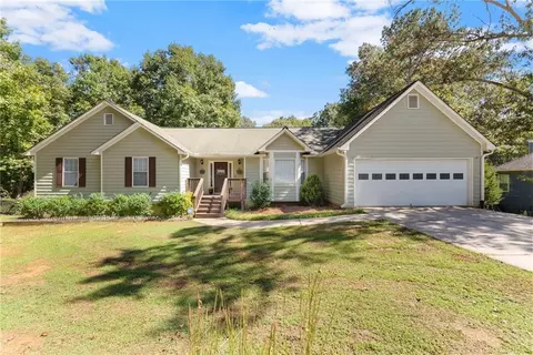 6745 Payton Rd, Cumming, GA 30041