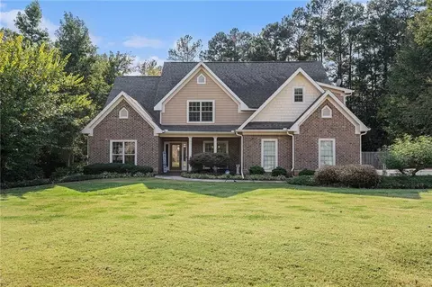 132 Fisher Mill Dr, Mcdonough, GA 30252
