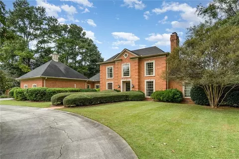 2916 Rivermeade Dr NW, Atlanta, GA 30327