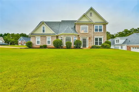 105 Treemont Trce, Suwanee, GA 30024