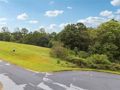 1091 Wind Dance Ct, Demorest, GA 30535 photo 3