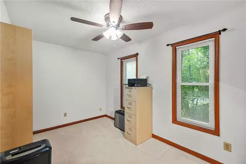 Bedroom - 559 Farmbrook Trl NE, Kennesaw, GA 30144 photo 7 of 7