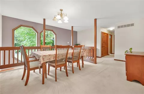 Dining - 559 Farmbrook Trl NE, Kennesaw, GA 30144 photo 3 of 3