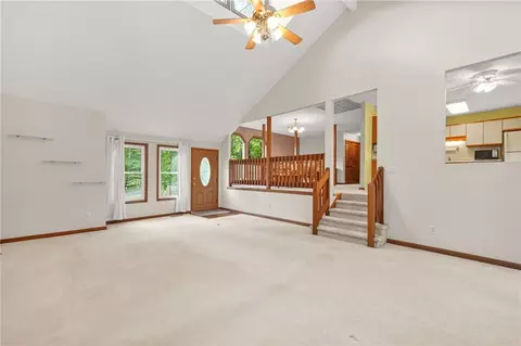 Living - 559 Farmbrook Trl NE, Kennesaw, GA 30144 photo 3 of 4