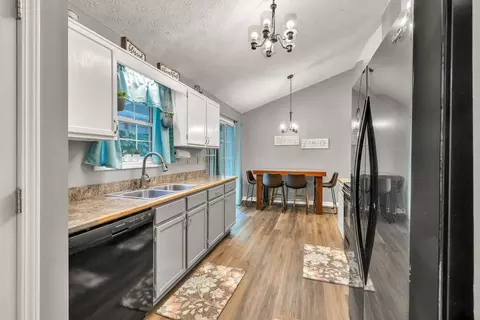 Kitchen - 1536 Riverview Rd, Monroe, GA 30655 photo 2 of 2