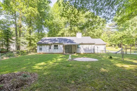 Exterior - 1536 Riverview Rd, Monroe, GA 30655 photo 3 of 5