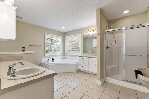 Bath - 1927 Highway 16 E, Jackson, GA 30233 photo 1 of 4
